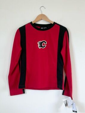 NWT Kids Vintage Calgary Flames NHL Long Sleeve Graphic T-Shirt by G-III Sports